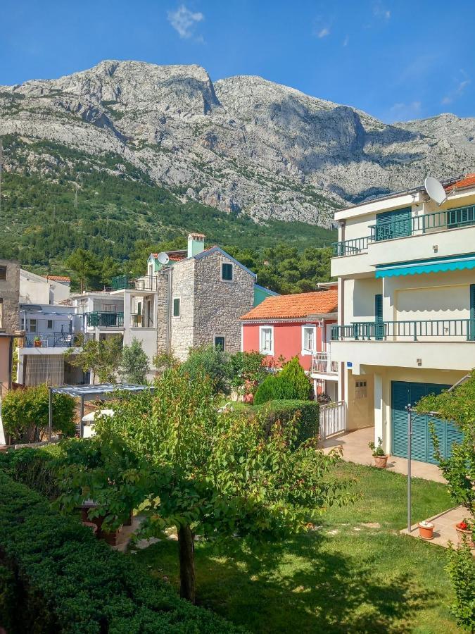 Baska Voda Apartments - Steps From The Beach, Free Parking, Central Location Екстер'єр фото