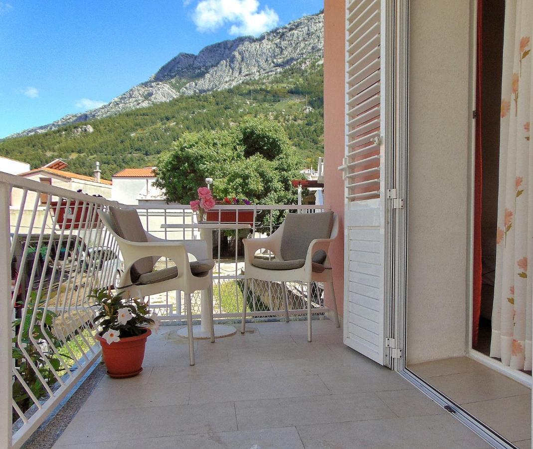 Baska Voda Apartments - Steps From The Beach, Free Parking, Central Location Екстер'єр фото